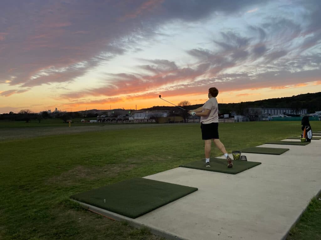 Driving range facility